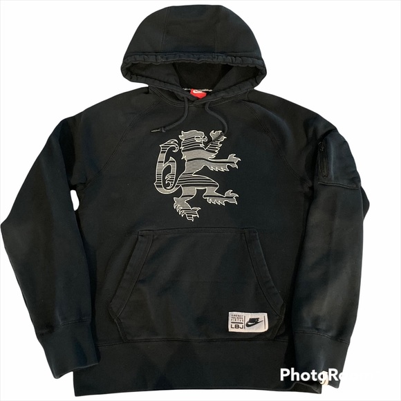 Nike Other - Lebron James Nike S Virescit VulnereVirtus Hoodie
